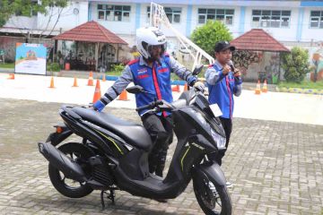 Kemenhub tingkatkan keselamatan berkendara Riau lewat "safety riding"