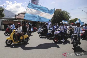 Penggemar sepak bola di Ternate berkonvoi setelah Argentina juara Copa America 2024