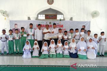 Kemenag Nagan Raya Aceh santuni 1.000 anak yatim