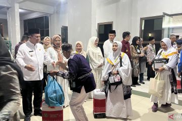 9.254 haji Debarkasi Batam sudah kembali ke tanah air