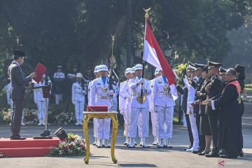 Politik kemarin, Ketua PWI dihentikan hingga bacagub Jateng Gerindra