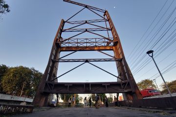 DPRD Surabaya dorong pemkot bangun replika Jembatan Petekan