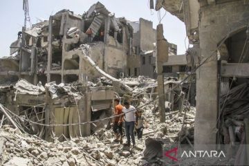 Puluhan tewas dalam serangan udara Israel ke rumah-rumah di Jalur Gaza