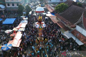 Begini kemeriahan prosesi Tabuik Naik Pangkek