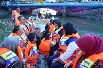 Terminal Petikemas Surabaya dukung pemenuhan hak anak lewat berwisata