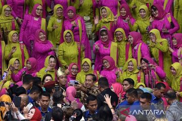 Presiden hadiri peringatan Hari Kebaya Nasional 2024 di Istora Senayan