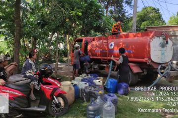 BPBD Probolinggo distribusikan air bersih di wilayah kekeringan