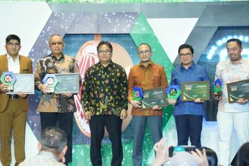 Komitmen pada Keberlanjutan, WIKA Raih Penghargaan di IDX Channel Anugerah ESG 2024