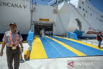 Peluncuran KM Dharma Kencana V di Donggala