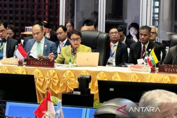 Menlu RI: ASEAN Plus Three harus jadi jangkar pertumbuhan kawasan