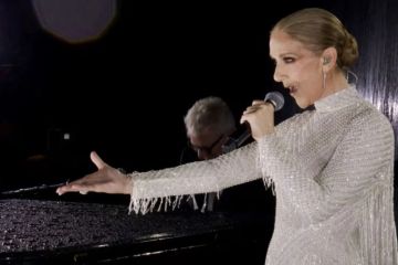 Lirik lagu "Happy Christmas (War Is Over)" oleh Celine Dion