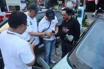 PLN pasang dua unit SPKLU di RS Bangli