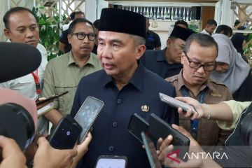 Bey: 5 direksi BUMD siap mundur setelah tandatangani pakta integritas