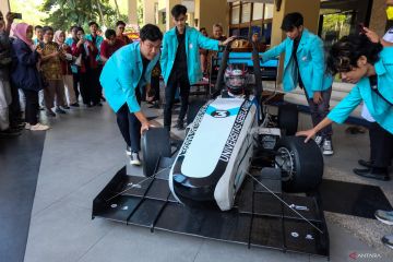 Mobil balap Nawasena siap berlaga di ajang Formula SAE Itali