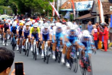 99 pembalap asal 13 negara ikuti Tour de Banyuwangi Ijen 2024