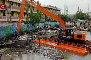 Pemerintah Kota Samarinda bebaskan bantaran sungai dari permukiman