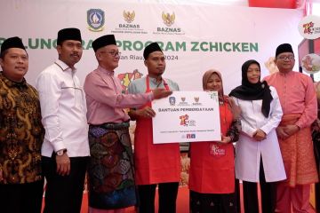 Baznas salurkan 58 paket usaha ayam goreng di Kepulauan Riau