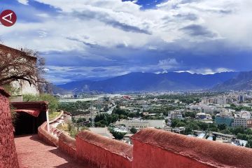 Mengunjungi Lhasa, Tanah Suci dalam ajaran Buddha Tibet