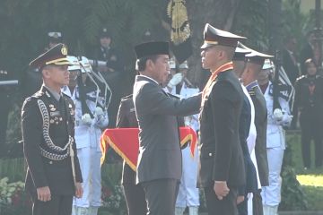 Presiden Jokowi ingatkan perang generasi kelima ke paja TNI/Polri