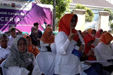 Sekolah Lansia Ceria untuk kualitas hidup lanjut usia yang lebih baik