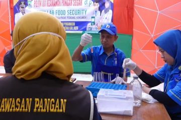 Pasar swalayan di Kota Tangerang punya pojok uji keamanan pangan segar