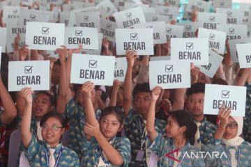 Seribu pelajar ikuti edukasi cerdas mengelola keuangan memperingati Hari Indonesia Menabung