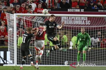 Liverpool hancurkan Manchester United 3-0 pada laga pramusim