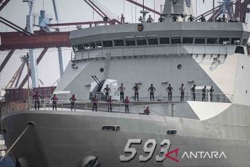 KRI Banda Aceh-593 angkut pasukan HUT RI bertolak ke IKN