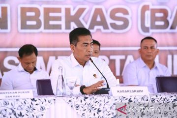 Bareskrim sita 1.883 bal pakaian bekas untuk selamatkan UMKM