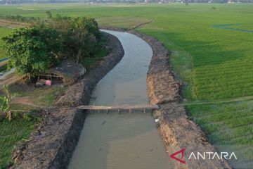 Pemkab Bekasi normalisasi sungai perlancar pasokan air pertanian