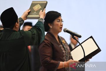 Destry Damayanti dilantik menjadi Deputi Gubernur Senior Bank Indonesia periode 2024-2029