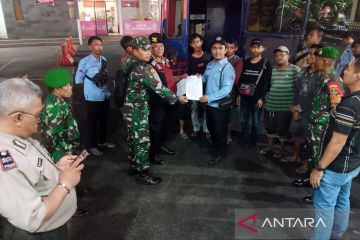 Polisi serahkan 11 preman ke Suku Dinas Sosial Jakarta Utara