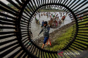 Tradisi Pemetan Ikan menjadi sarana warga untuk bersilaturahmi