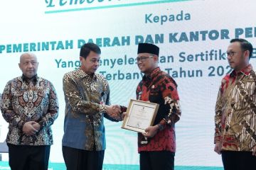 BPN dan Pemkot Depok raih penghargaan dari KPK