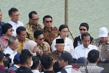 Mendes PDTT dampingi Presiden Jokowi kunjungi embung di IKN