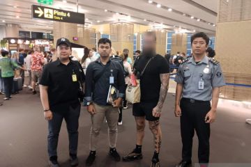 Imigrasi Bali deportasi buronan interpol asal Kanada