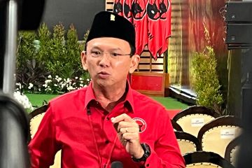 Ahok siap lawan Ridwan Kamil bila direkomendasikan PDIP