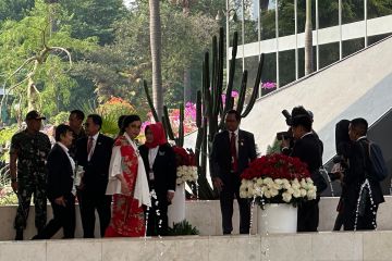 Hadiri Sidang Tahunan MPR, Sri Mulyani kenakan kebaya merah putih