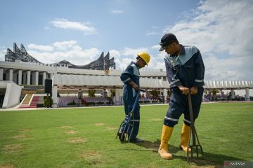 Persiapan upacara HUT ke-79 RI di Istana Garuda IKN