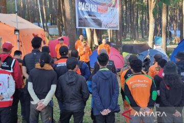 Basarnas: 3.380 pendaki ikuti upacara bendera di Gunung Latimojong