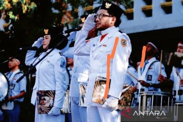 Kunto Aji jadi petugas upacara bendera HUT RI di SMA Negeri 1 Semarang