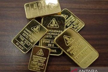 Harga emas Antam Kamis turun Rp2.000 jadi Rp1,409 juta per gram