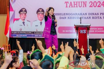 Kahiyang Ayu persiapkan generasi Indonesia Emas 2045