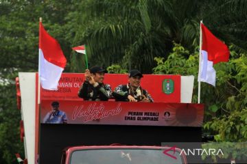 Penyambutan Juara Olimpiade Veddriq Leonardo di Pontianak
