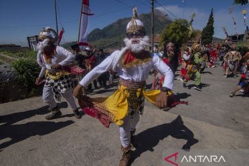 Tradisi Merti Tuk Babon di lereng Gunung Merbabu