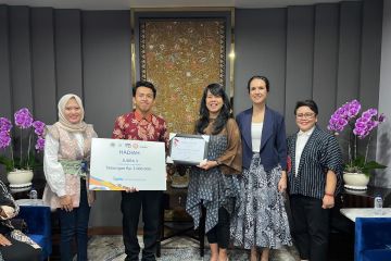 Mahasiswa Universitas Jember sabet juara 3 desain batik Kemenlu