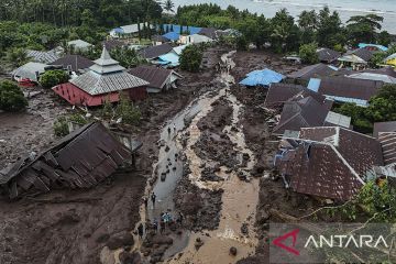 Banjir bandang landa Kota Ternate, tujuh dinyatakan tewas