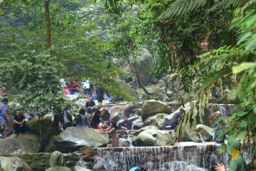 Curug Pangeran: Sejarah, lokasi, dan harga tiket masuk