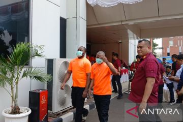 Seorang WN Nigeria nekat loncat dari lantai unit apartemen