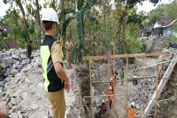 Pemkab Gunungkidul bangun shelter pengungsi bencana longsor Candirejo